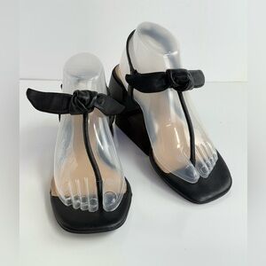 COPPER KEY Black block heel T strap sandals size 8